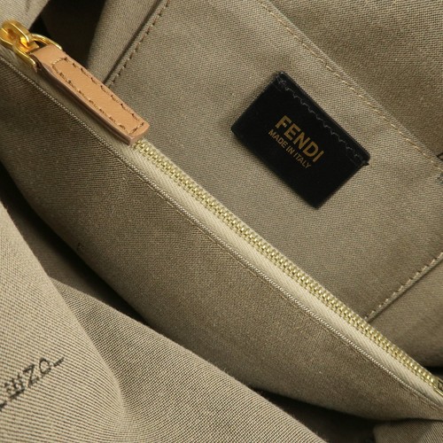 Auth FENDI Chameleon Canvas Patent Leather 2Way Hand Bag Beige 8BL117 Used F/S - Picture 23 of 24