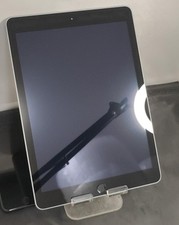 Apple iPad 5th Generation 32GB A1822 MP2F2LL/A Space Gray A3117