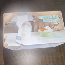 Manual Hand Crank Shaved Ice Machine Ice Shaver, Model C335-B
