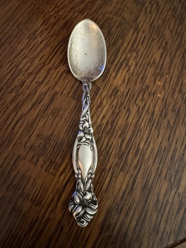 International Frontenac Sterling Silver Teaspoon 92.5 Art Nouveau