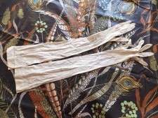 Kayser Silk Ladies Gloves Evening Opera Bridal Embroidered Buff SZ 6.5 NEW Rare