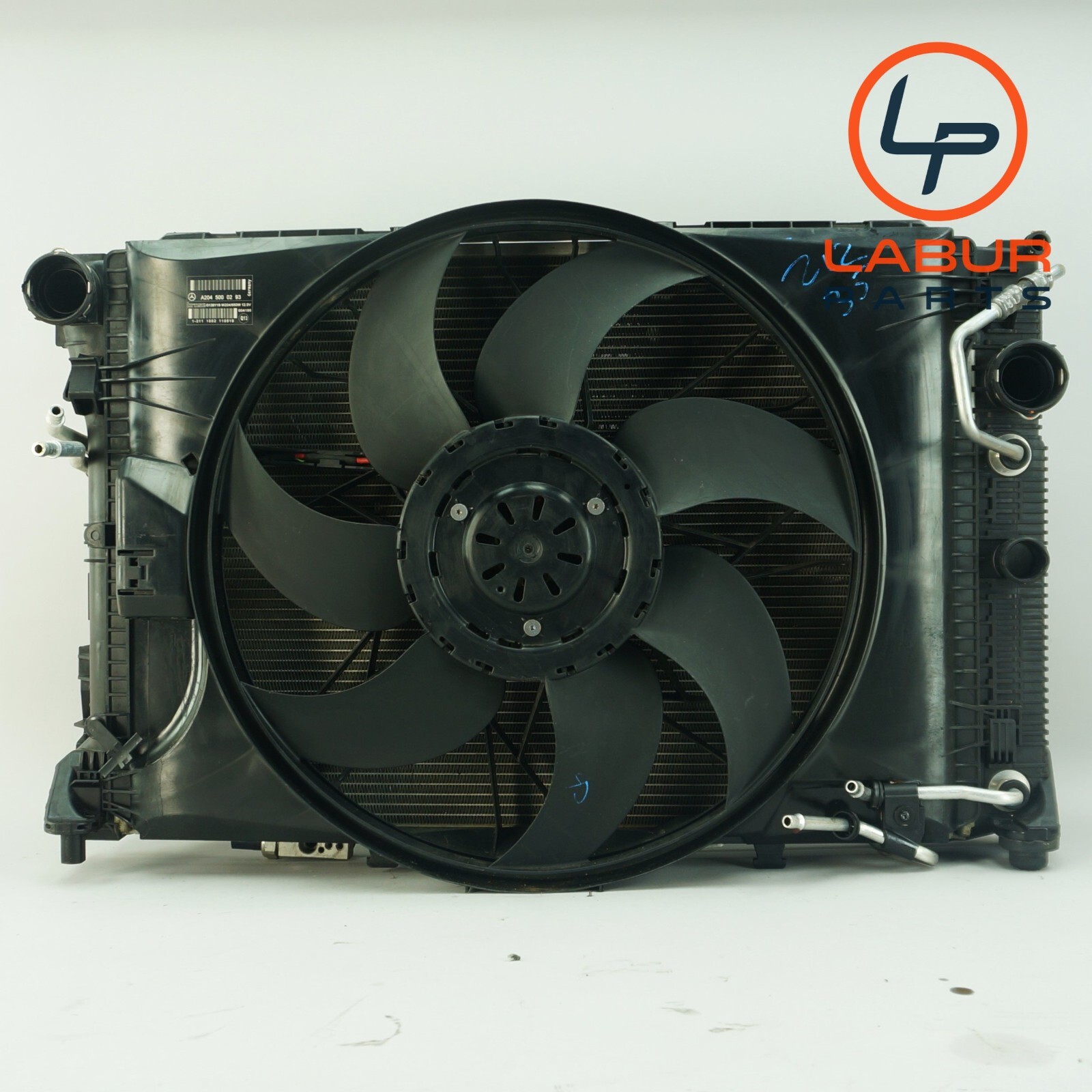 W212 11-13 Mercedes E350 Diesel Engine Cooling Fan Radiator AC Condenser Z6011