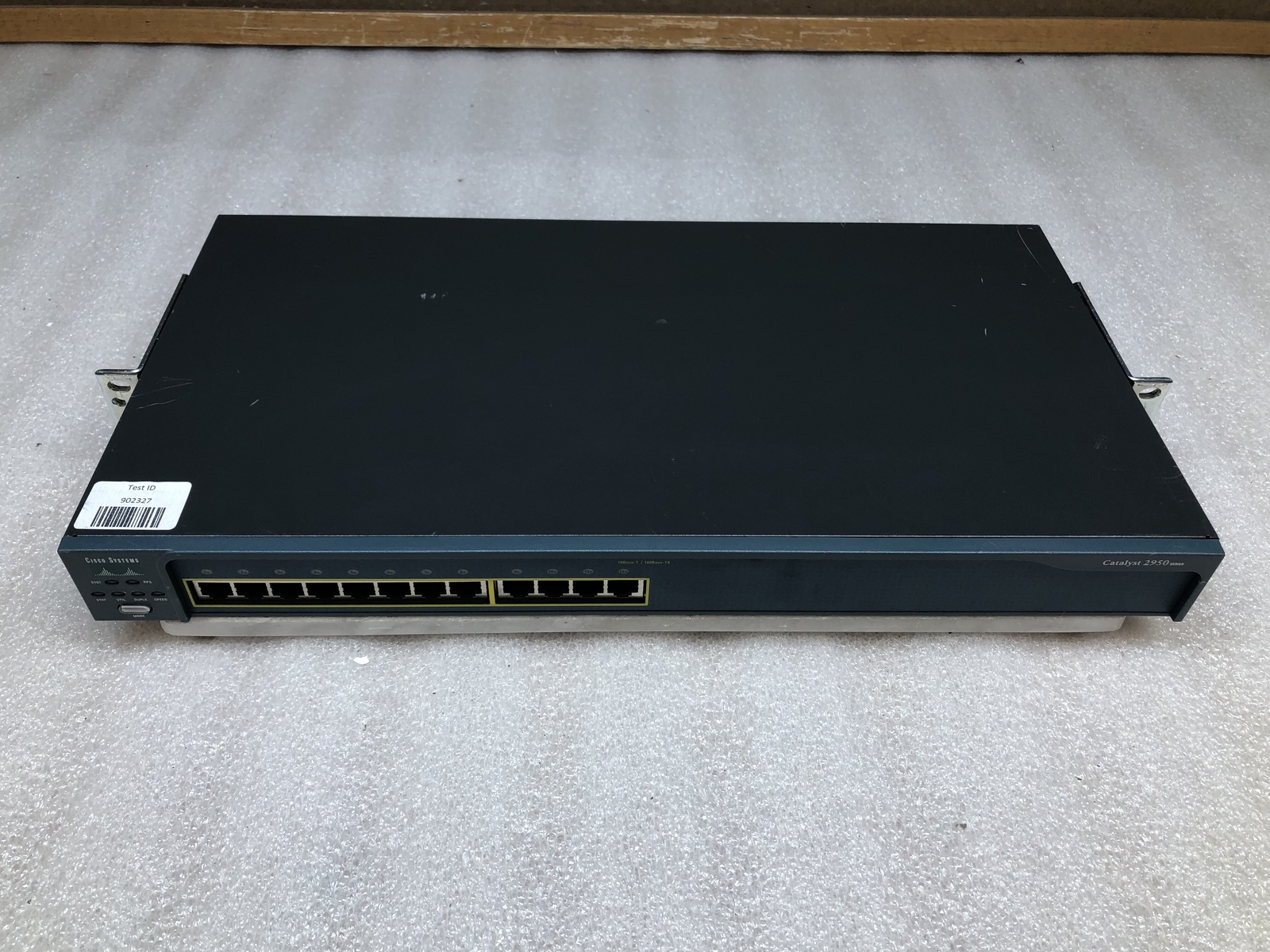 Cisco Catalyst 2950 Series WS-C2950-12 Network Switch TESTED and FACTORY RESET