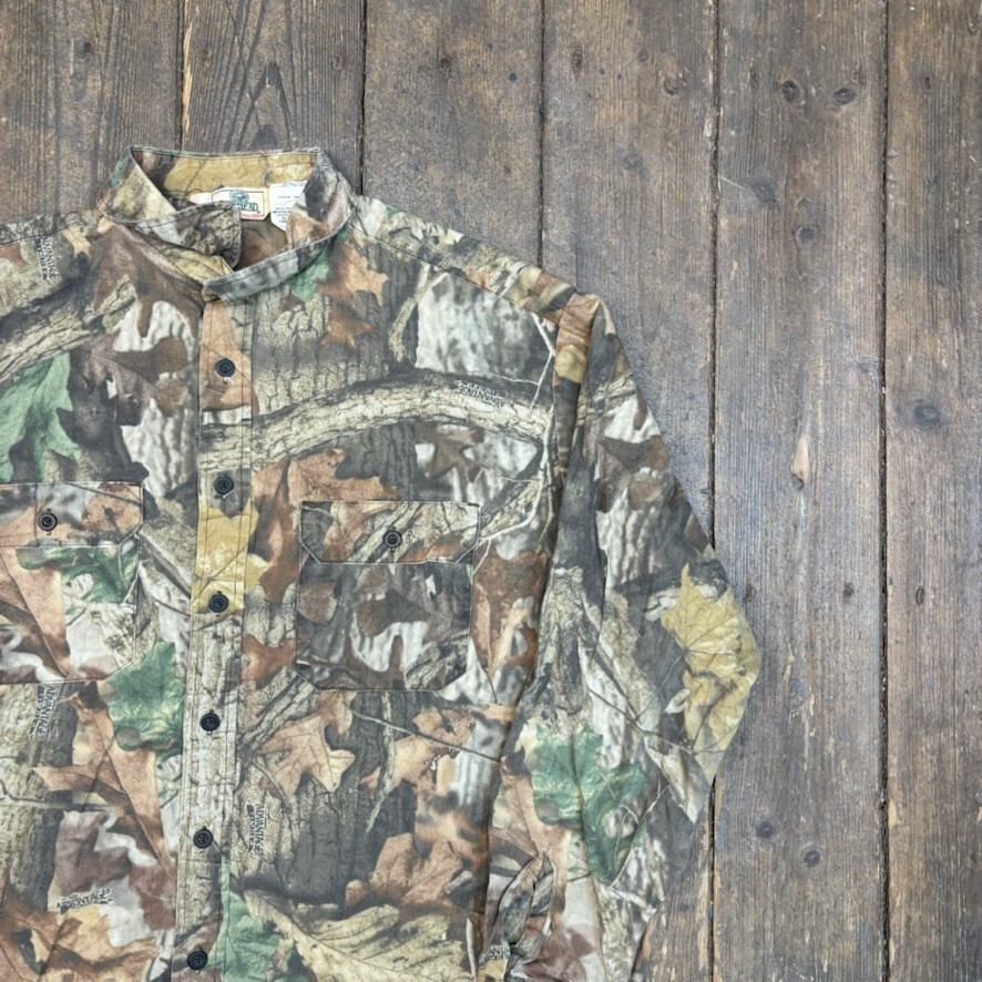 Red Head Real Tree Shirt Y2K USA Camo Army Button Down Top, Green, Mens XL image 2