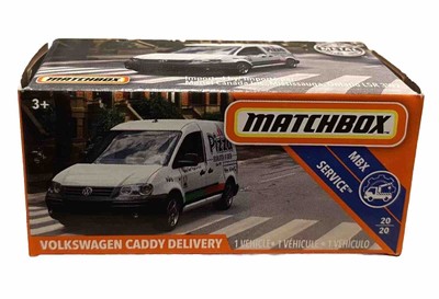 Matchbox 2018 MBX Service 19/20: Duk-Duk – Sammlerauto Im Guten Zustand