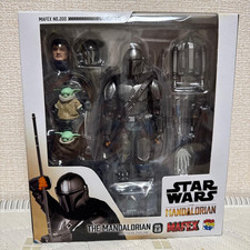 MAFEX No.200 The Mandalorian Ver 2.0 Action Figure Medicom Toy Japan Star Wars