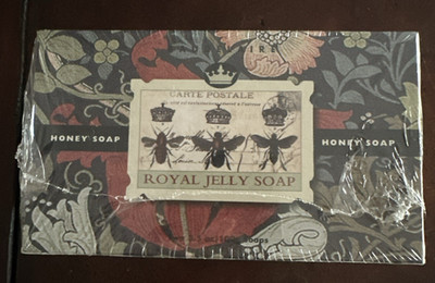 (3) Boxes HONEY & ROYAL JELLY Bar Soap GIFT SET Honeycomb Design