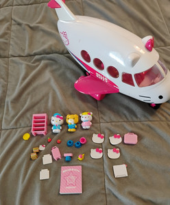 Hello Kitty Airplane | eBay