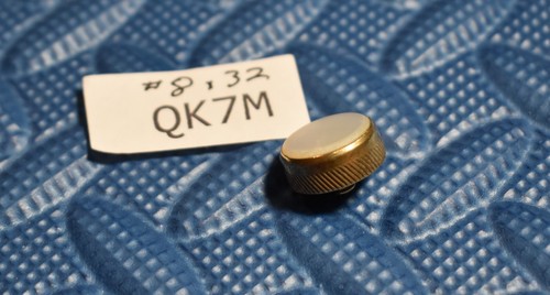 Brass piston top finger press screw button Pearl #8x32 trumpet/cornet Conn #QK7