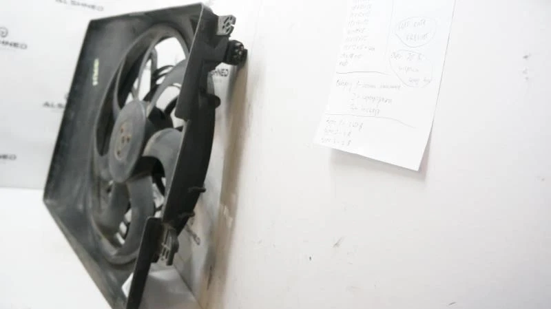 2012 Kia Sportage 2,4 л радиатор охлаждения вентилятор мотор в сборе 253802S500 OEM - Изображение 4 из 4