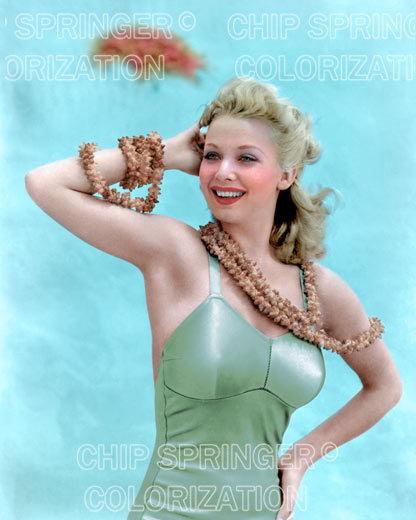 CAROLE LANDIS Bathing Suit & Hawaiian Lei Sexy Cheesecake COLOR by
