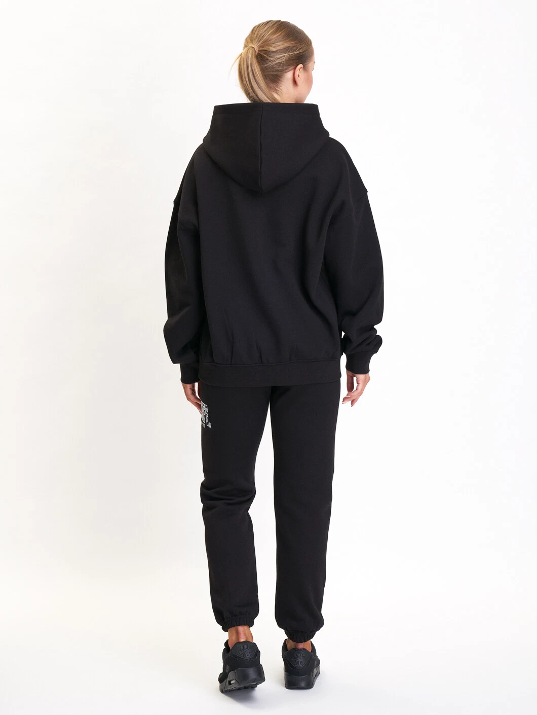 SACAI Babystaff College oversize felpa con cappuccio donna maglione oversize donna nero