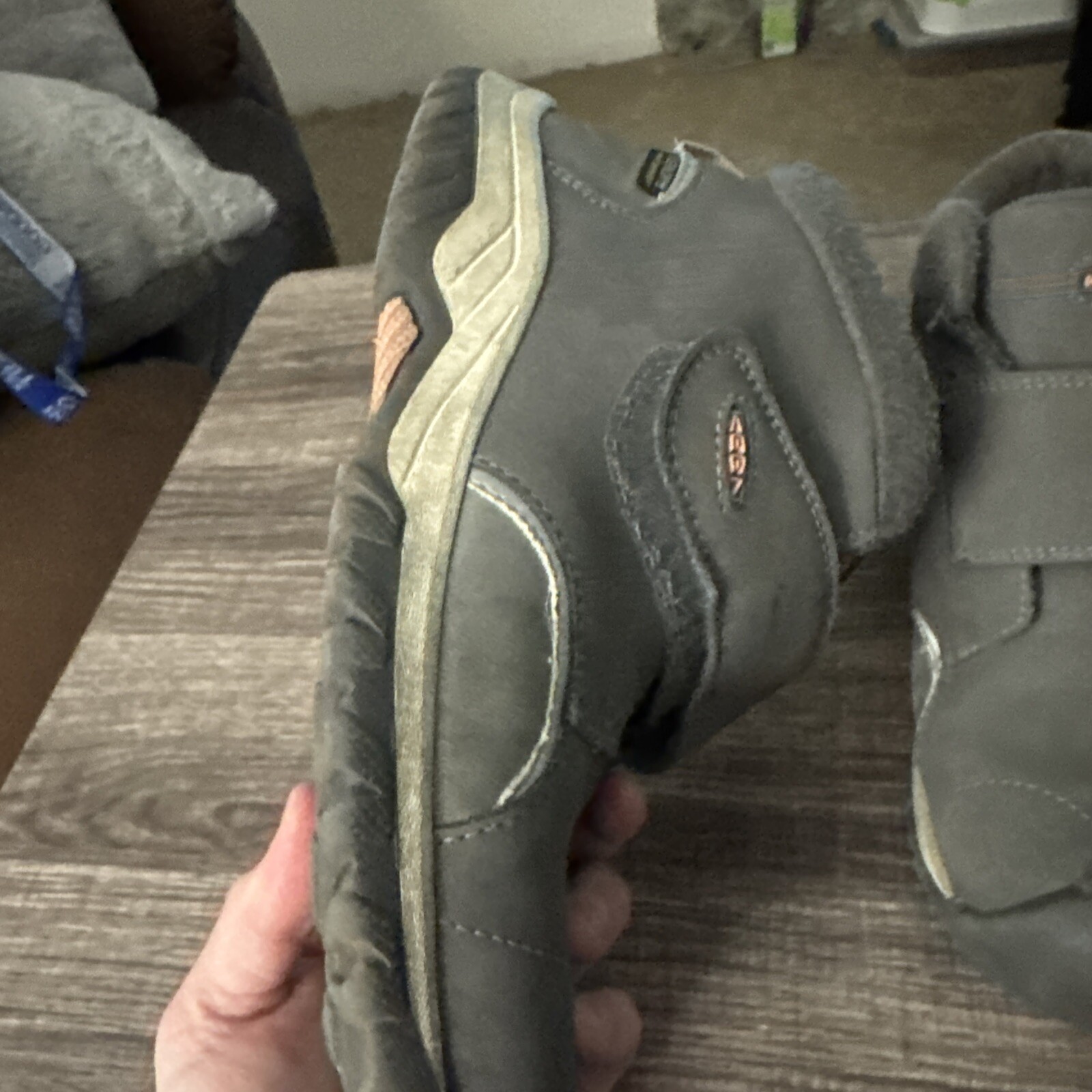 Stivaletti da neve invernali impermeabili usati Keen Kootenay bambino taglia 5 giovani ragazzi