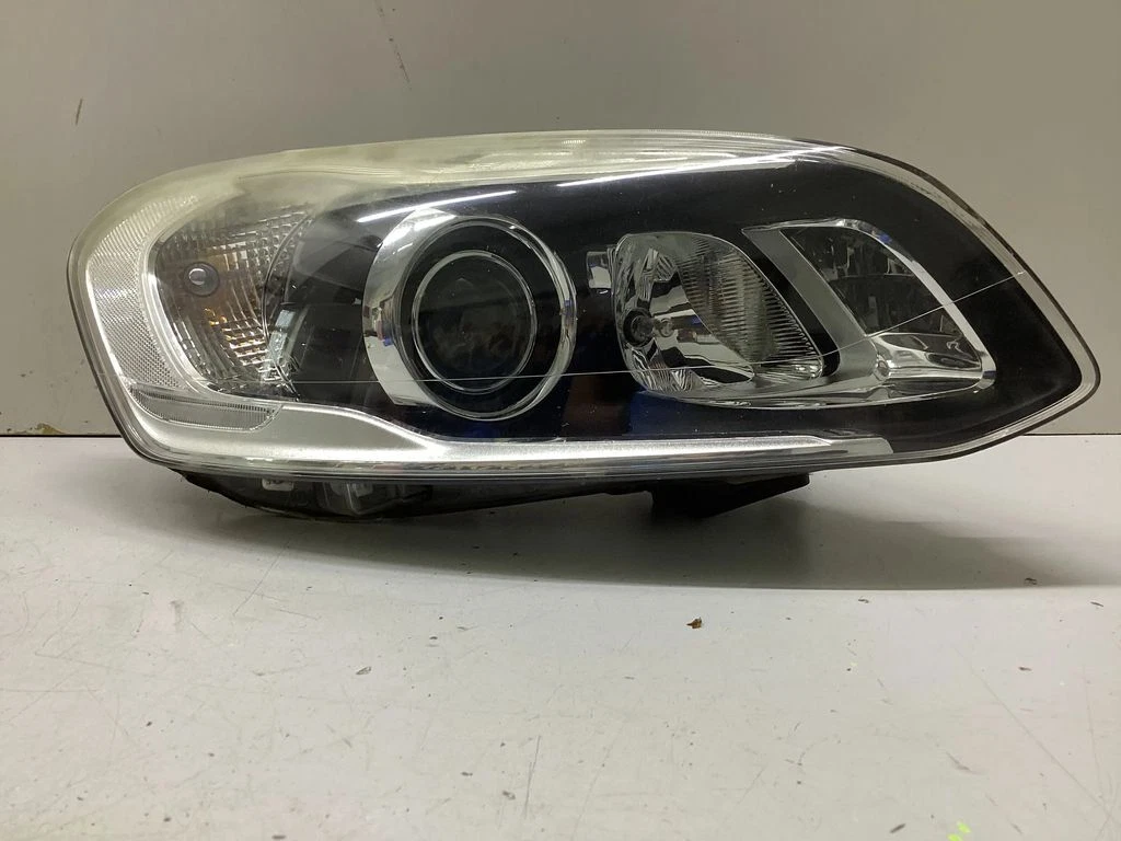 Volvo XC60 2015 Right headlight headlamp 31395899 KAD22062 | eBay