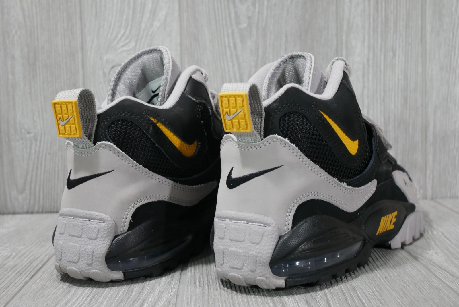 Nike Air Max Speed Turf Shoes Black Grey Yellow Men's Size 7.5 AV7895