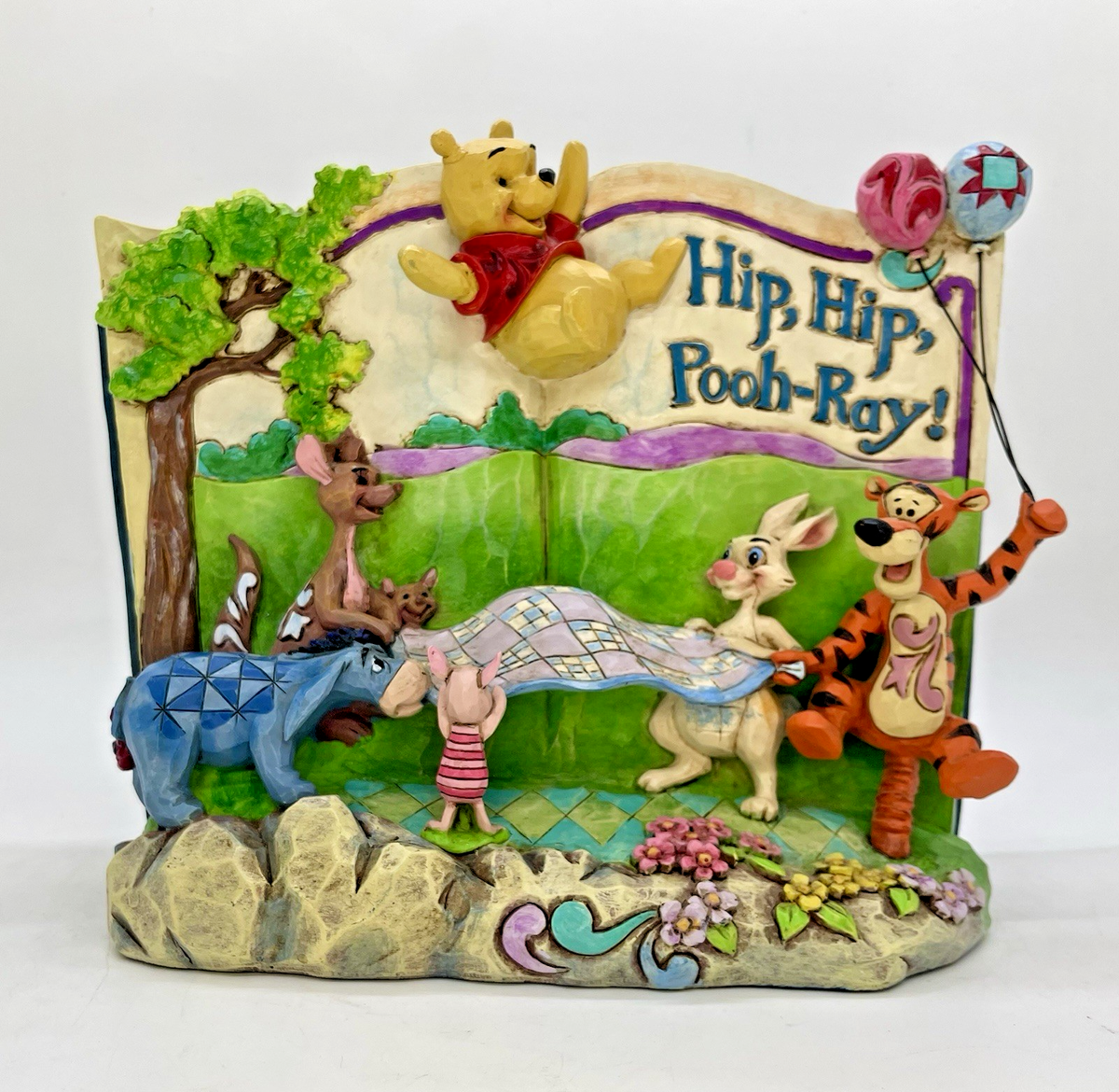 WINNIE THE POOH Hip Hip Pooh-Ray! Storybook Figure Jim Shore