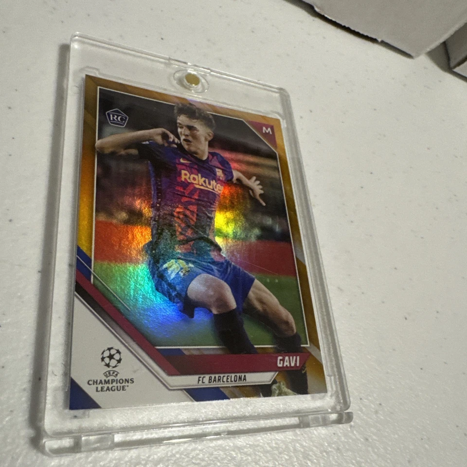 2021 Topps UEFA Champions League 1st Edition Gavi RC Orange Foil Rookie /25 - Image 3 of 3