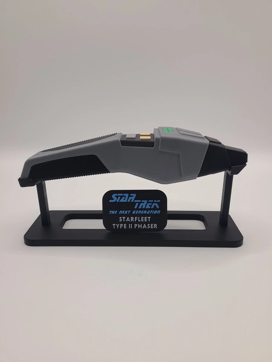 Star Trek Phaser Replica In Star Trek Original Series Collectibles