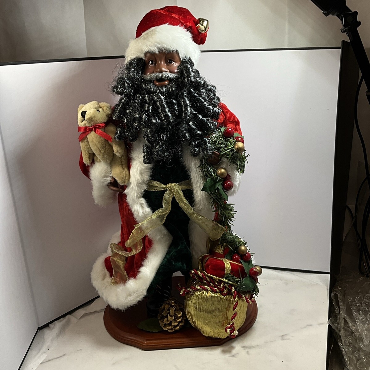 シンバ 黒パグちゃんサンタ大トールペイント African American Santa Claus 19” Christmas Santa Holding Teddy