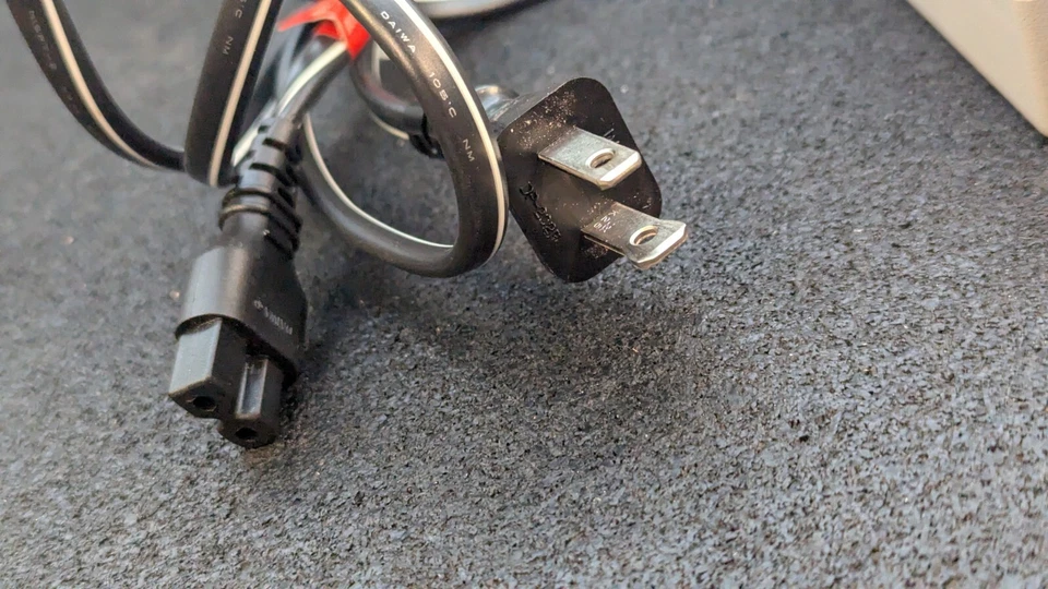 Sharp AQUOS UADP-0228CEPZ 12V 3.2A Power Supply Adapter LC15M4U LC13B2U LC15B2U - Image 2 of 4