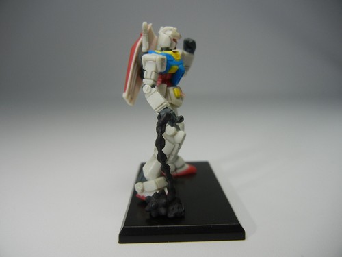 Gundam Collection Vol.6 "Secret!" RX-78-2 Gundam Detail Line 1/400 Figure BANDAI - Picture 8 of 9