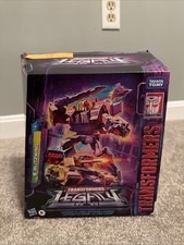 Transformers Generations Legacy Leader Class Blitzwing Action Figure