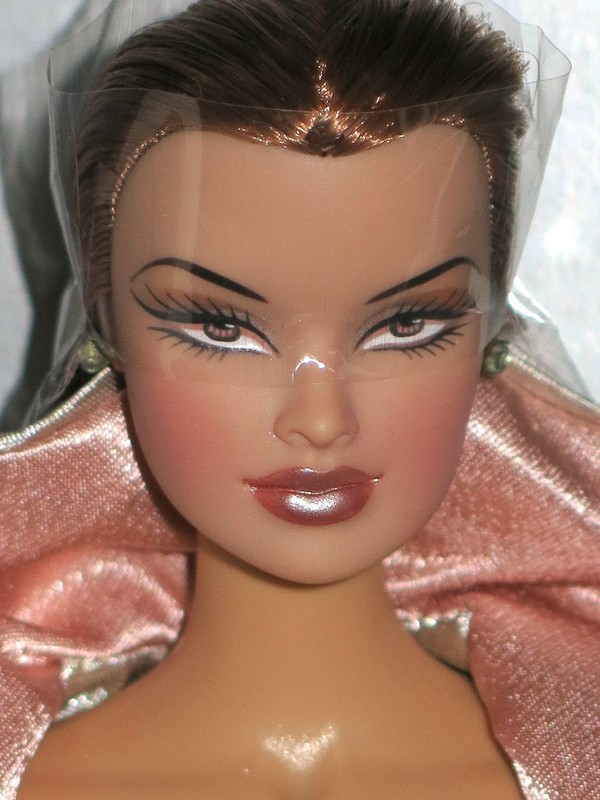Integrity - 2003 Evening Chill Redhead Veronique Perrin 12" FR Doll - NRFB