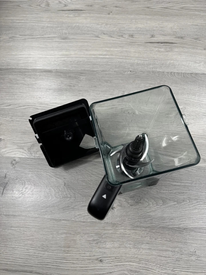 Jarra licuadora Ninja 72 oz 9 tazas 2,15 L hoja de tapa de plástico transparente Foto 4 de 4