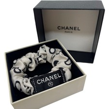 Authentic CHANEL Scrunchie Hair Accessory White Silk 36636633
