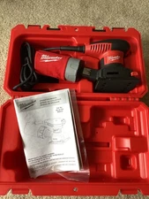 NWOB Milwaukee 1/4" Sheet Electric Orbital Sander Kit 6020-21 With Factory Case