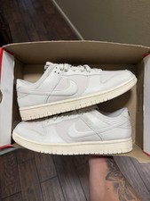 Nike Dunk Low Men s light orewood 10.5 men ne...