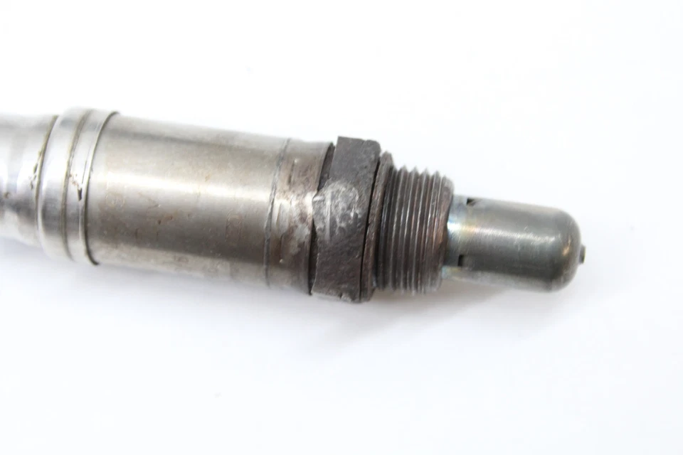 1999 AUDI A8 OXYGEN O2 SENSOR REAR LEFT RIGHT LOWER 077 906 265 E OEM 97 98 99 - Imagem 4 de 4