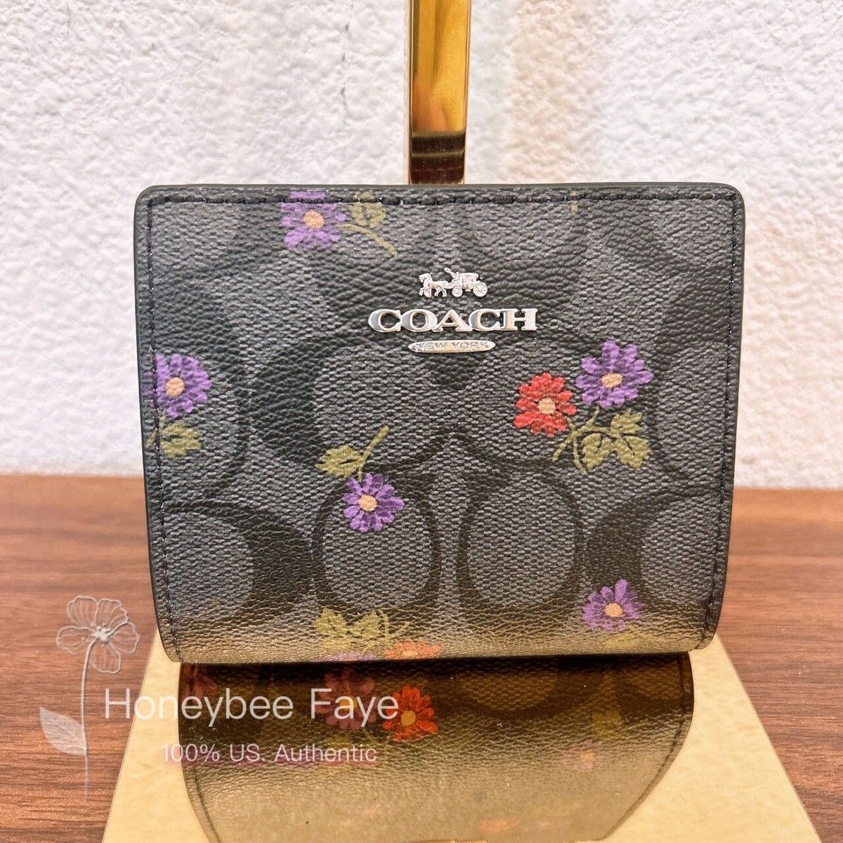 NWT Coach Snap Wallet In Signature Canvas With Country