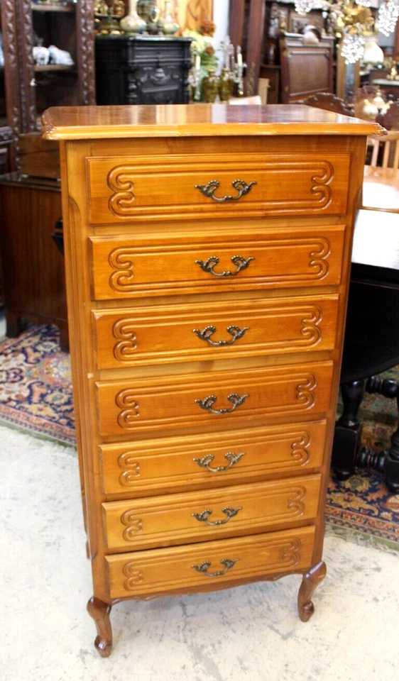 Cajonera francesa de arce Luis XV | Cómoda Tallboy de 7 cajones Foto 4 de 4