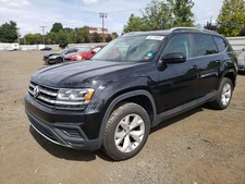 2018 Volkswagen Atlas Glove Box Black