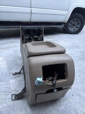 1999-2007classic Silveradosierratahoeyukon Complete Center Console 1999-2007classic Silveradosierratahoeyukon Complete Center Console