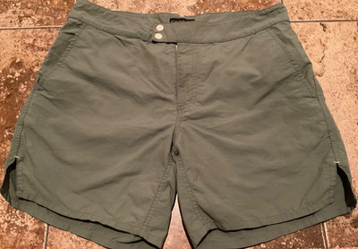 GOODLIFE SWIM SHORTS 6  INSEAM ( MENS 30 ) SAGE GREEN PREOWNED