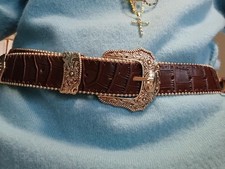 WOMEN WESTERN BROWN CLASSY LEATHER BELT Size M belt length 42 in NEW