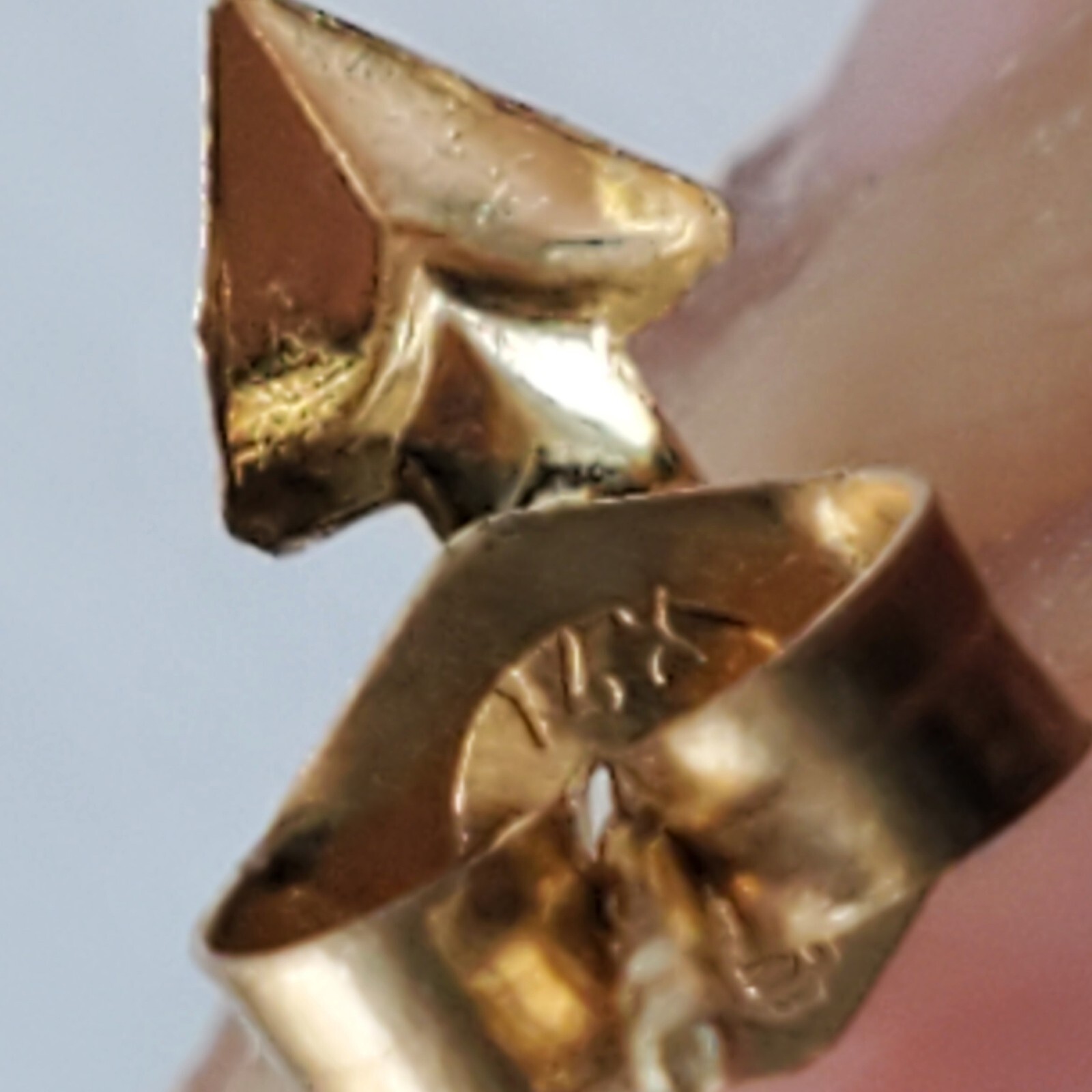 14K SOLID YELLOW GOLD SMALL ARROW STUD EARRINGS -… - image 7