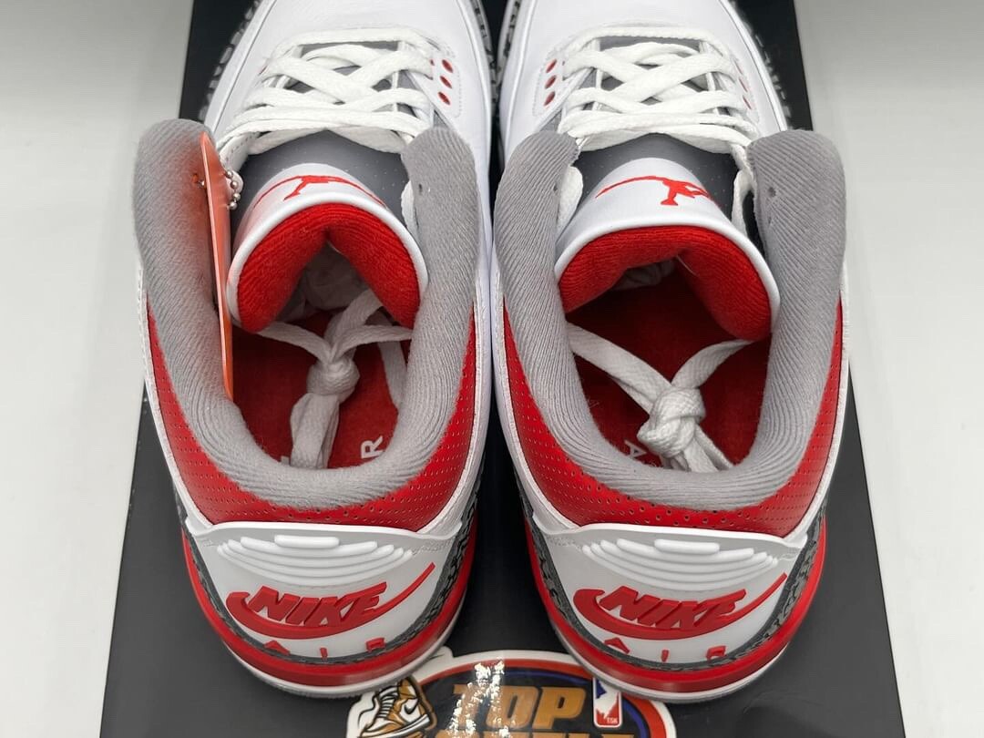 DS New Air Jordan 3 Retro Fire Red 2022 Size 9.5 Authentic Rare