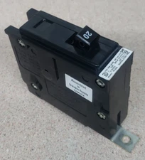 lot of 10 Cutler Hammer BAB1020 1 pole 20 amp 120v Bolt on Circuit Breaker W#