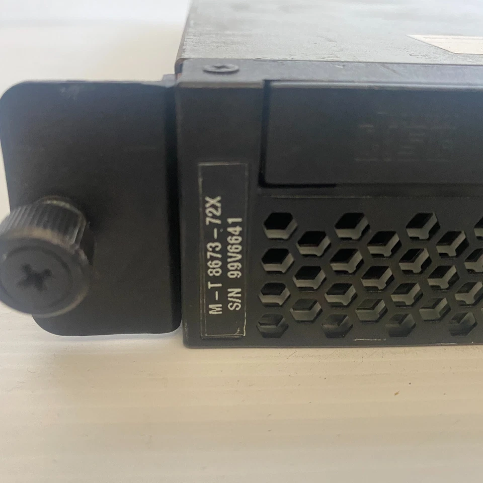 IBM xSeries 305 eServer Pentium 4 2.8 GHz 533 MHz M-T 8673-72X Rack Mount PC - Image 4 of 4