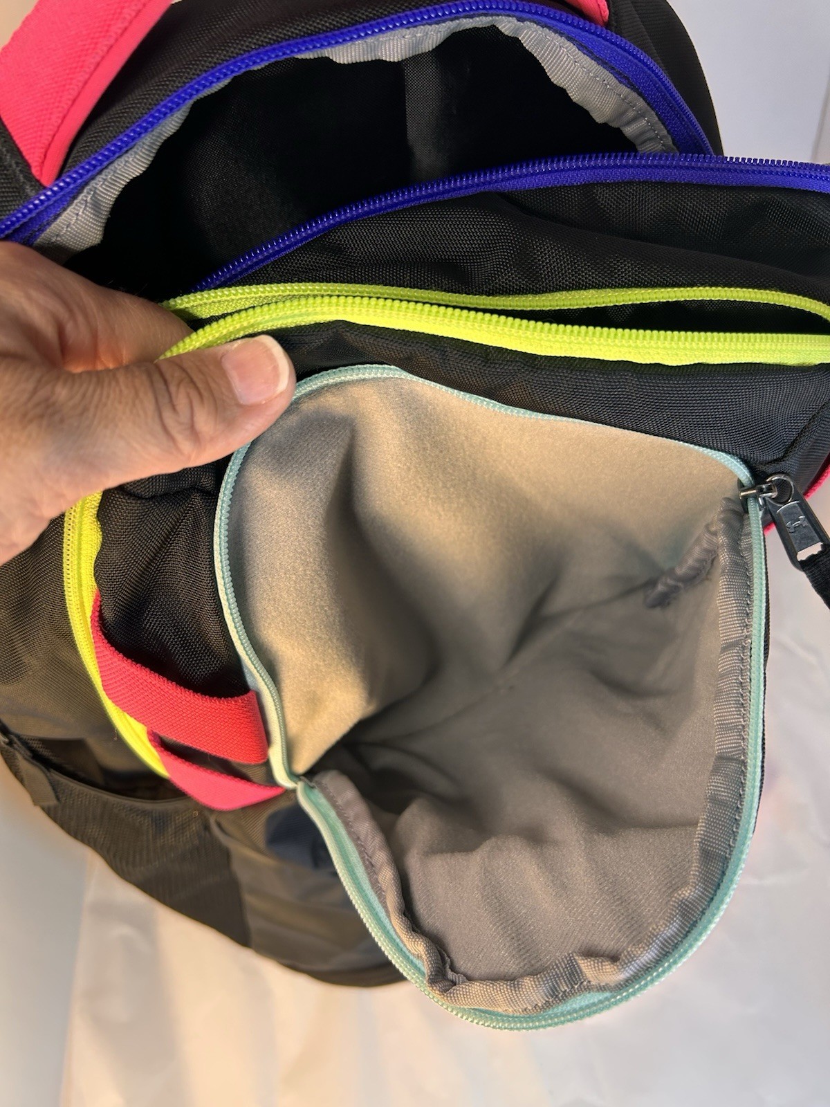 Under Armour Storm Backpack, Multicolor zipper Ed… - image 6