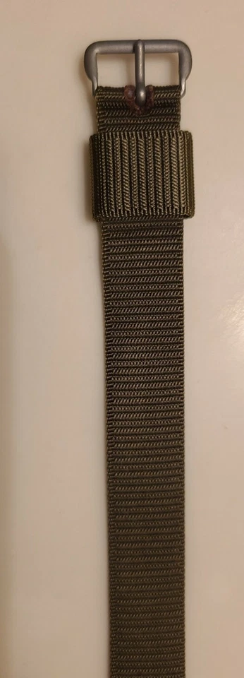 Correa de reloj OD edición militar vintage NOS correa de reloj sin usar 16 mm nailon Foto 2 de 4