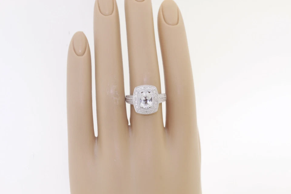 Argento Sterling Ovale Creato IN Laboratorio Bianco Zaffiro & .02ct Diamante - Immagine 3 di 4