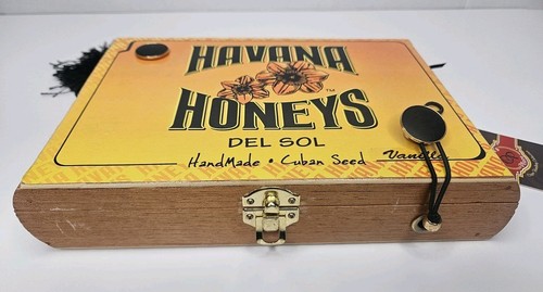 Havana Honeys Del Sol Vintage Wood Cigar Box Purse Orsons Place New W/strap - Picture 2 of 10