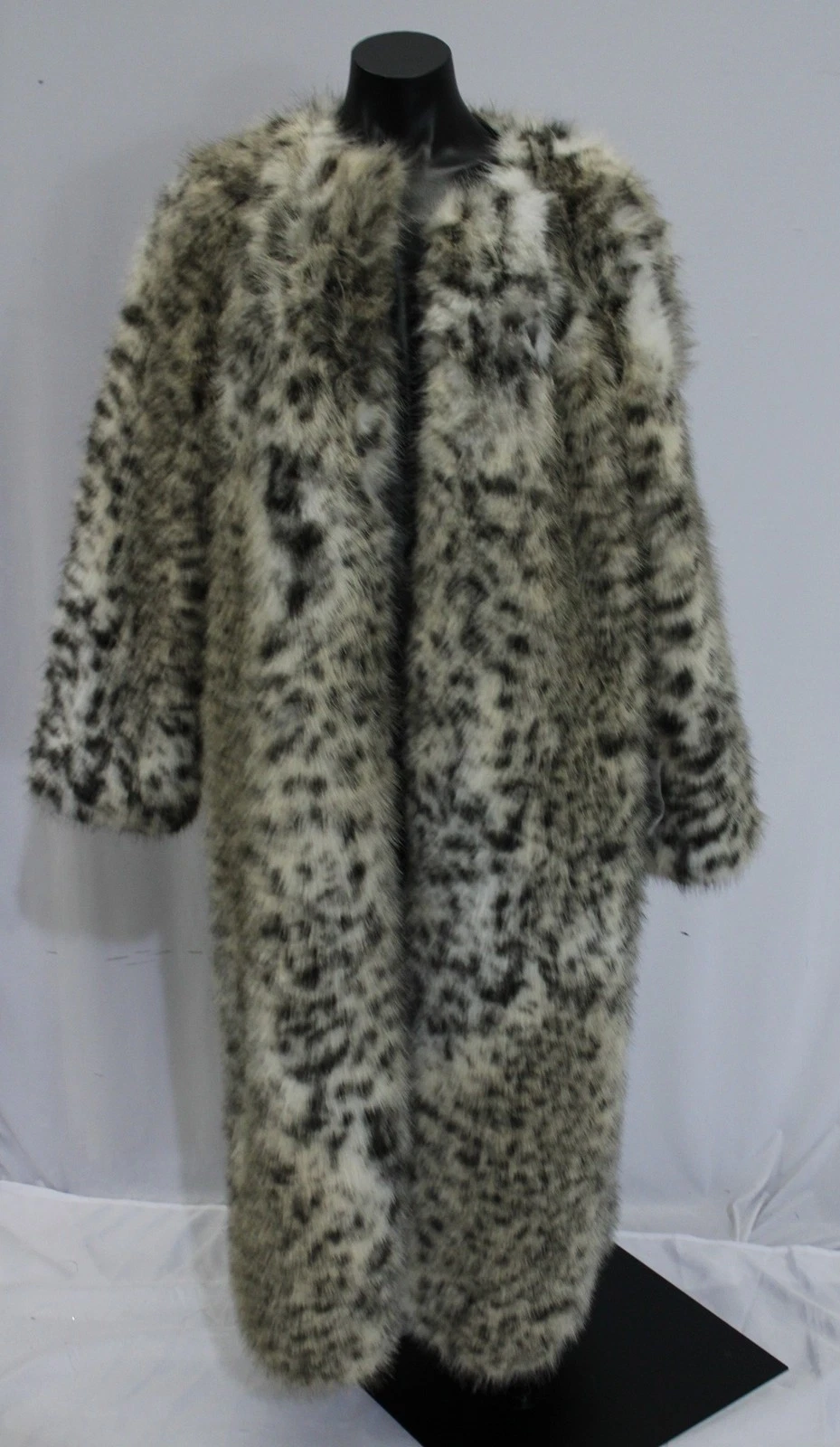 ASOS DESIGN Women's Collarless Longline Faux Fur Coat AP2 Snow Leopard Medium