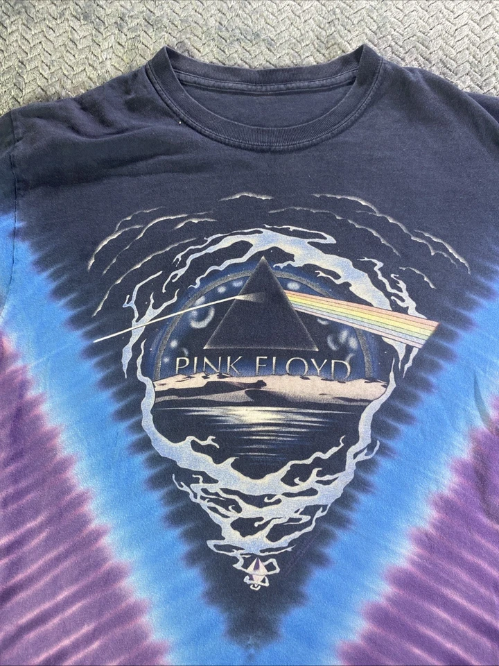 Camisa Pink Floyd Abyss Tie Dye - Camisa Pink Floyd tie dye - Grande sem etiqueta! - Imagem 2 de 4
