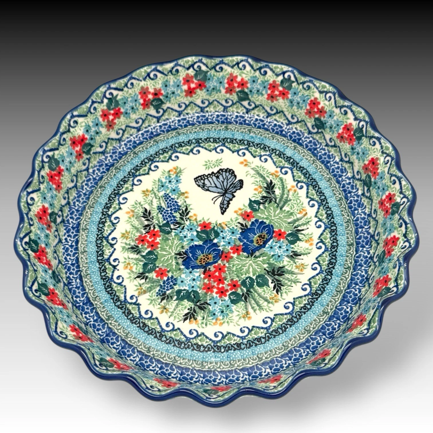 UNIKAT Polish Pottery Mariposa Butterfly 10 Inch Fluted Pie Plate Dish T. Liana
Opens in a new windo