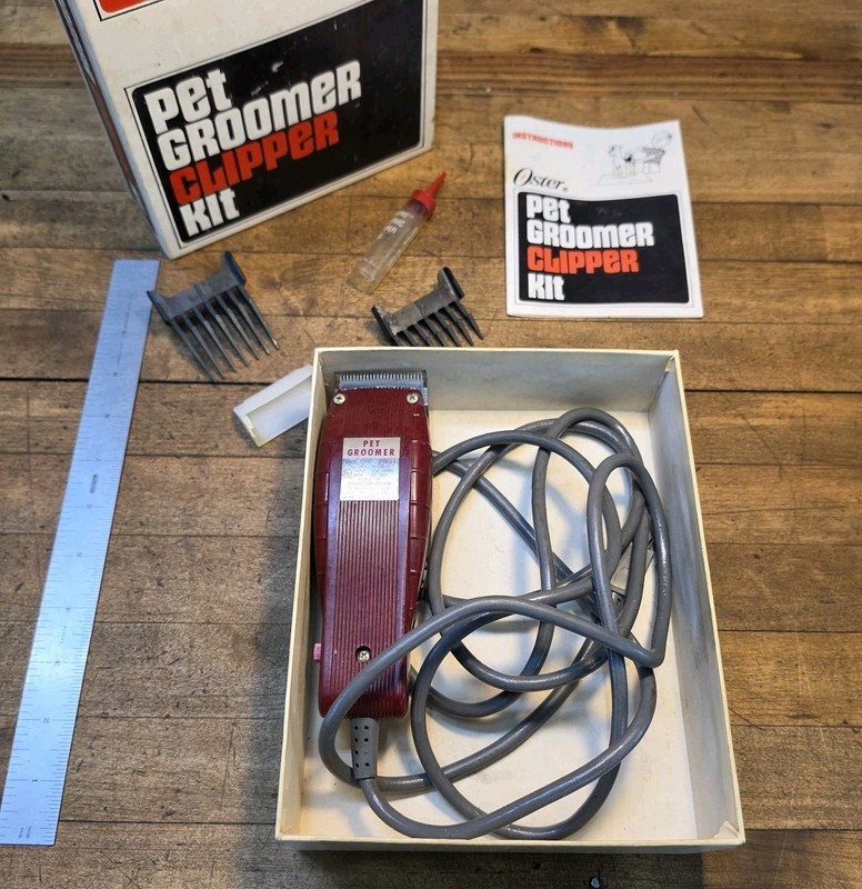 Vintage PROFESSIONAL Pet Hair Clipper & Grooming Kit • OSTER #123-02 ☆USA